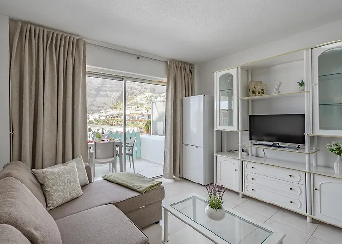 In Gigantes With Beautiful Views דירה *